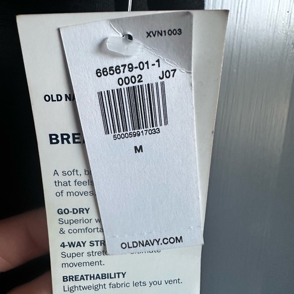 BREATH ON - Sleeveless Black Jumpsuit
Old Navy Active
Size M - Picture 8 of 8